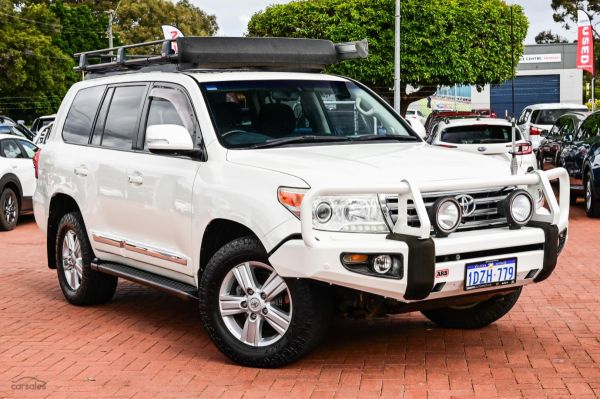 2012 Toyota Landcruiser Sahara Auto 4x4 MY10 image
