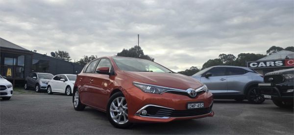 2017 TOYOTA COROLLA 5D HATCHBACK ZRE182R MY17 ASCENT SPORT image