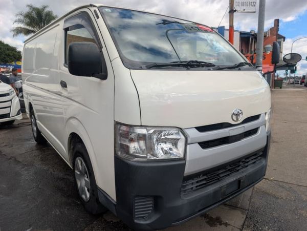 2018 TOYOTA HIACE LWB image