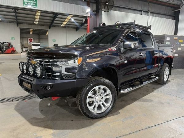 2025 Chevrolet Silverado T1 1500 LTZ Premium image