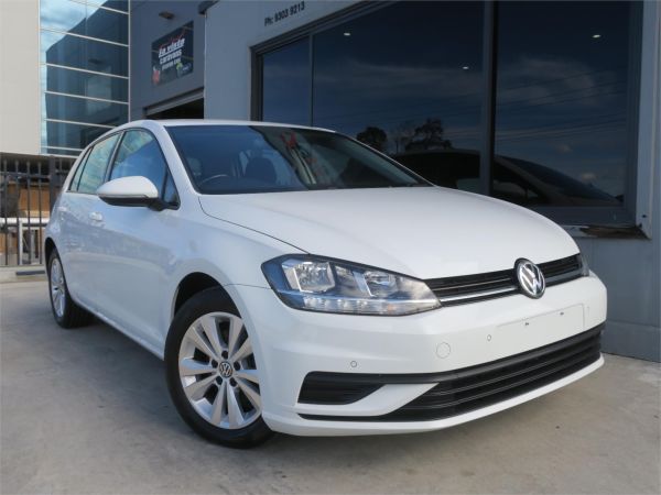 2019 VOLKSWAGEN GOLF 5D HATCHBACK AU MY19 110 TSI TRENDLINE image