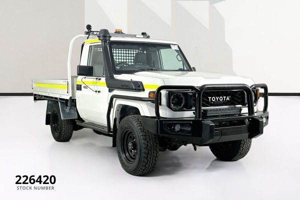 2024 Toyota Landcruiser VDJL79R Workmate image