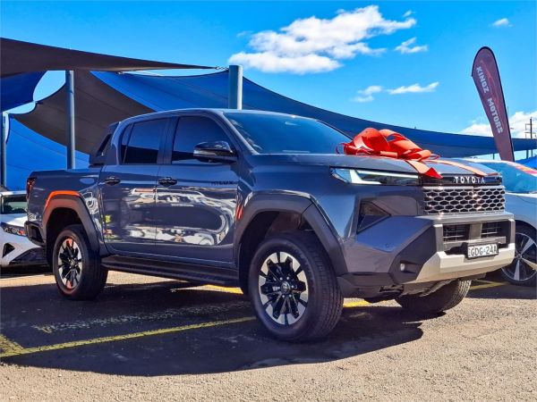2026 Toyota Hilux GUN227R SR5 Plus image