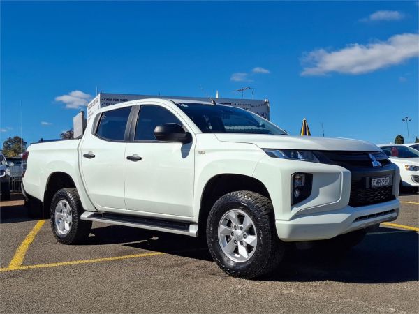 2020 Mitsubishi Triton MR GLX+ image