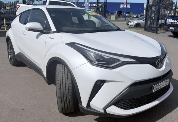 2022 Toyota C-HR NGX10R Koba image
