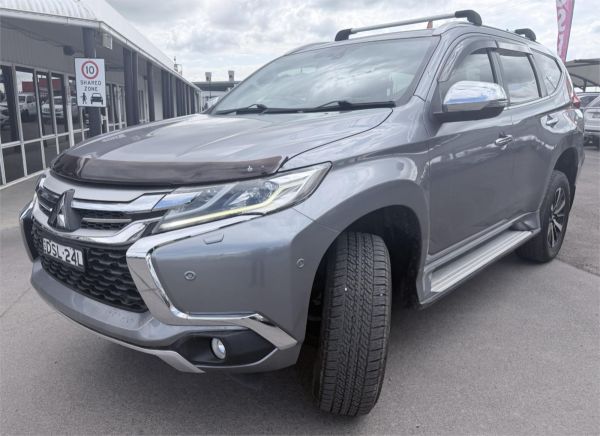 2017 MITSUBISHI PAJERO SPORT 4D WAGON MY16 EXCEED (4x4) 7 SEAT image
