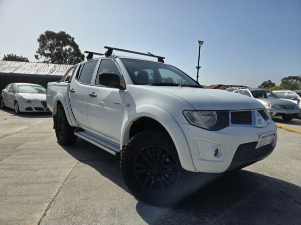 2009 Mitsubishi Triton ML MY09 GLX Double Cab 4x2 White 5 Speed Manual Utility image