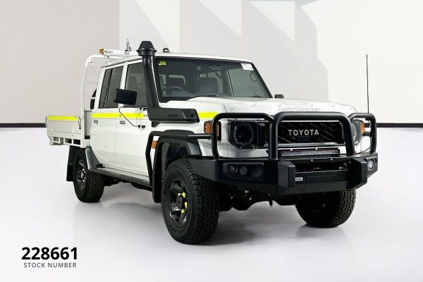 2025 Toyota LANDCRUISER 70 SERIES LC79 GXL + DIFF LOCKS GDJL79R 4X4 image