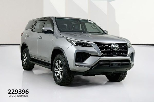 2026 Toyota Fortuner GUN156R GX image