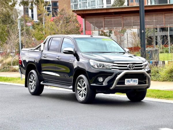 2018 TOYOTA HILUX DUAL CAB UTILITY GUN126R MY17 SR5 (4x4) image