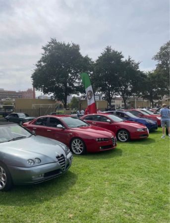 2010 Alfa Romeo 159 Sedan