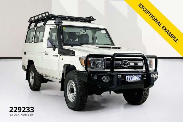 2021 Toyota Landcruiser VDJ78R GXL Troopcarrier image