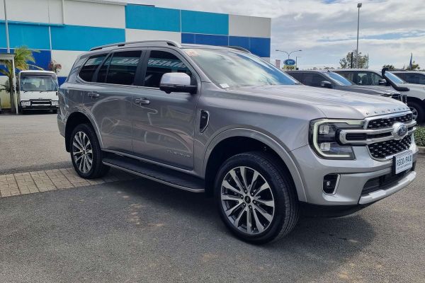 2025 Ford Everest Platinum 3.0L image