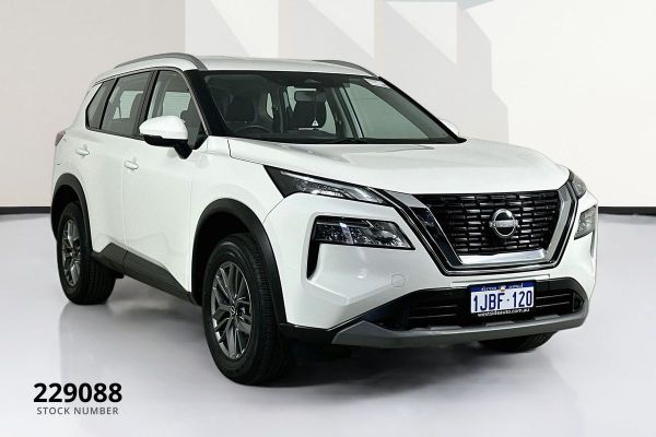 2023 Nissan X-Trail T33 ST image