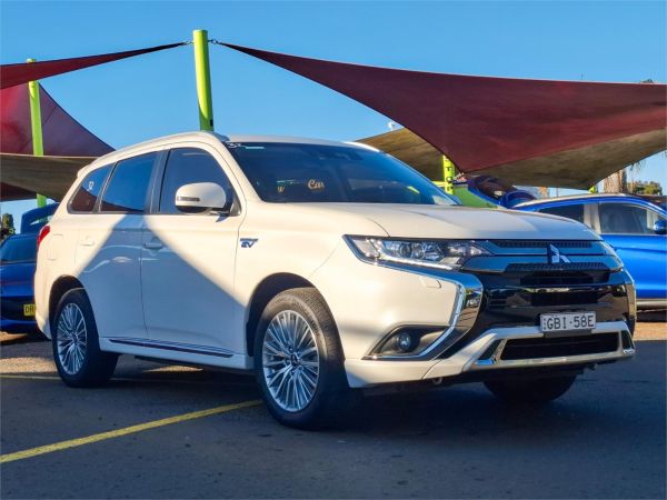 2019 Mitsubishi Outlander ZL ES image