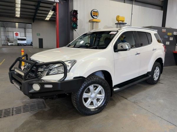 2017 Isuzu MU-X UC MY17 LS-T (4x4) White 6 Speed Auto Sequential Wagon image