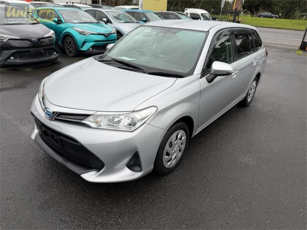 2022 Toyota Corolla Wagon NKE165G Fielder Hybrid image