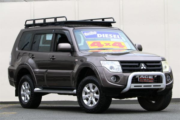 2012 Mitsubishi Pajero Wagon NW MY13 GLX-R image