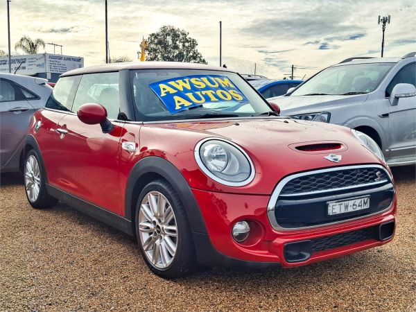 2015 MINI Hatch Hatchback F56 Cooper S image