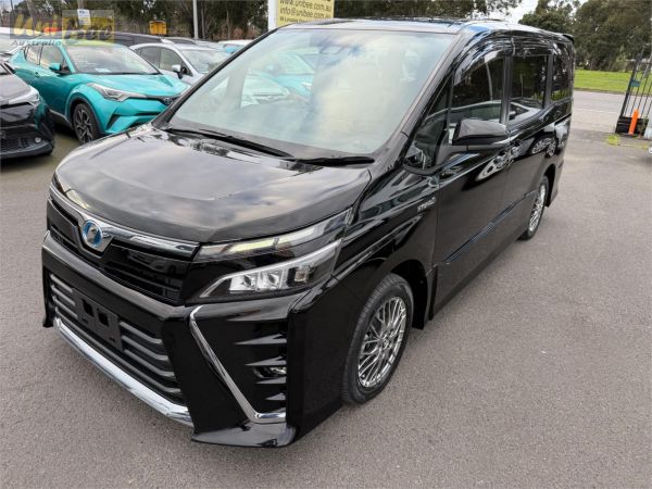 2018 Toyota Voxy Wagon ZWR80 Hybrid image