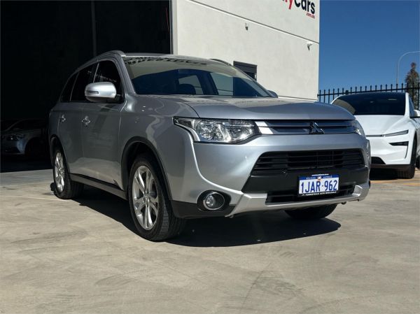 2014 Mitsubishi Outlander Wagon ZJ MY14.5 LS image