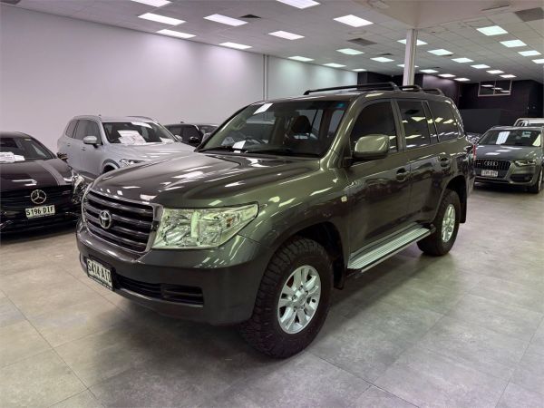 2011 Toyota Landcruiser Wagon VDJ200R MY10 GXL image