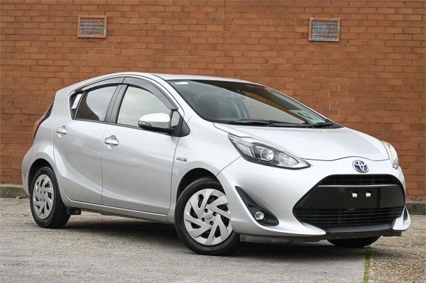 2019 Toyota Aqua Hatchback NHP10 S image