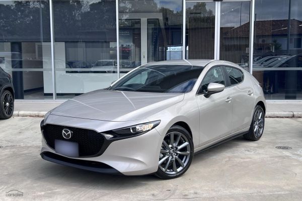 2025 Mazda 3 BP G20 Evolve image