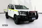 Image for 2020 Toyota Hilux GUN126R SR