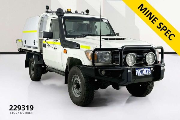 2021 Toyota Landcruiser VDJ79R Workmate image