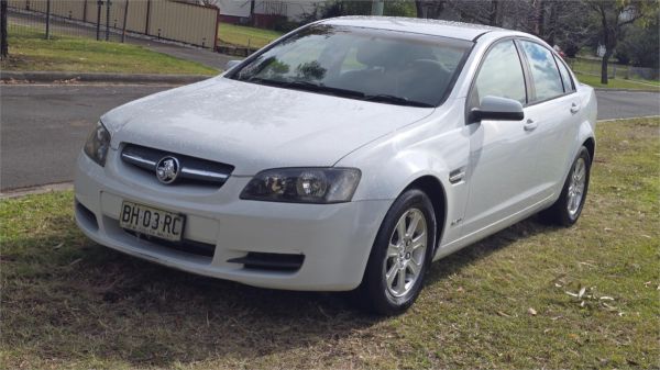 2010 HOLDEN COMMODORE 4D SEDAN VE MY10 OMEGA image