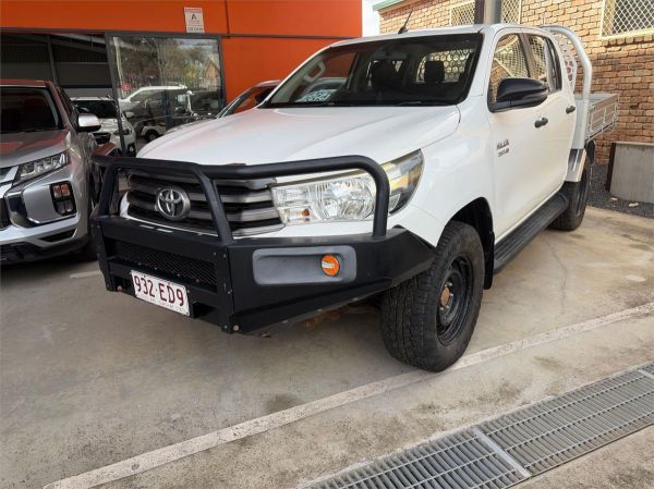 2018 TOYOTA HILUX DUAL C/CHAS GUN126R MY17 SR (4x4) image