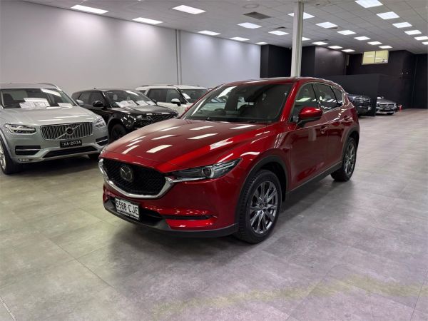 2020 Mazda CX-5 KF Series Akera image