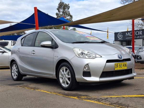 2013 TOYOTA AQUA HYBRID 5 DOOR HATCHBACK NHP10R