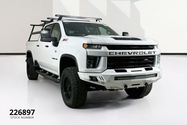 2022 Chevrolet Silverado T1 HD LTZ Premium image