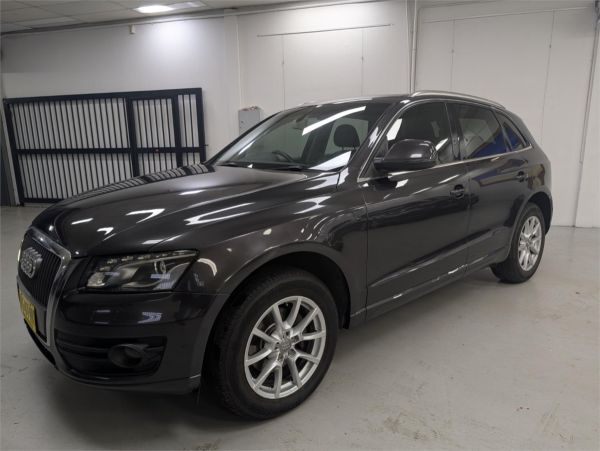 2009 Audi Q5 Wagon 8R TDI image