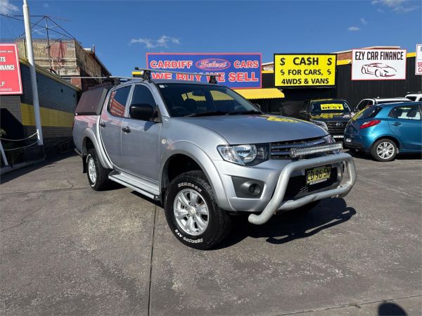2015 Mitsubishi Triton Utility MN MY15 GLX image