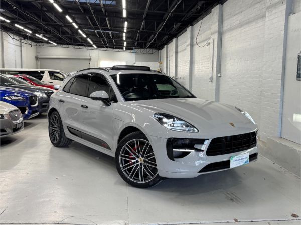 2021 Porsche Macan 95B GTS image
