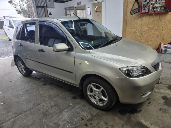 2003 MAZDA MAZDA2 5D HATCHBACK DY NEO image
