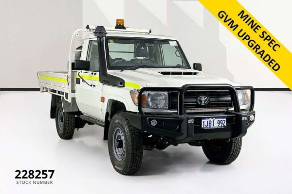 2023 Toyota Landcruiser VDJL79R Workmate image