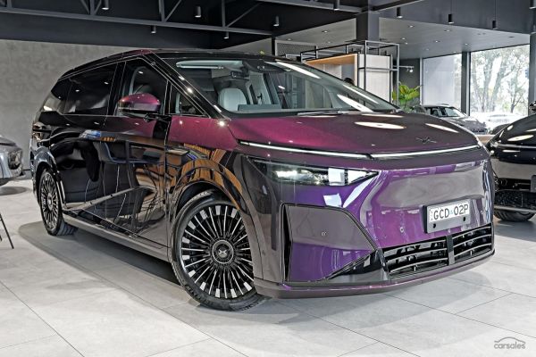 2026 Xpeng X9  Standard image