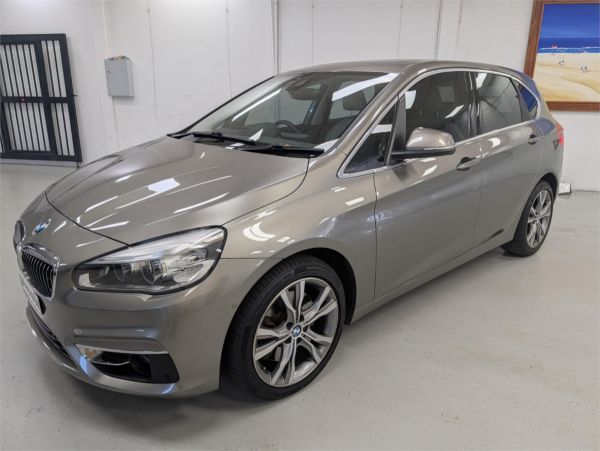 2015 BMW 2 Series Hatchback F45 225i Sport Line image