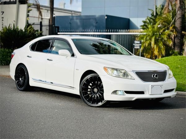 2007 Lexus LS Sedan USF40 LS460 Version S I Package image
