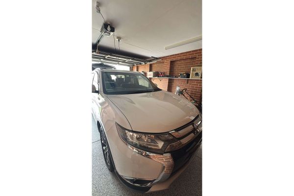 2017 Mitsubishi Outlander LS ZK image