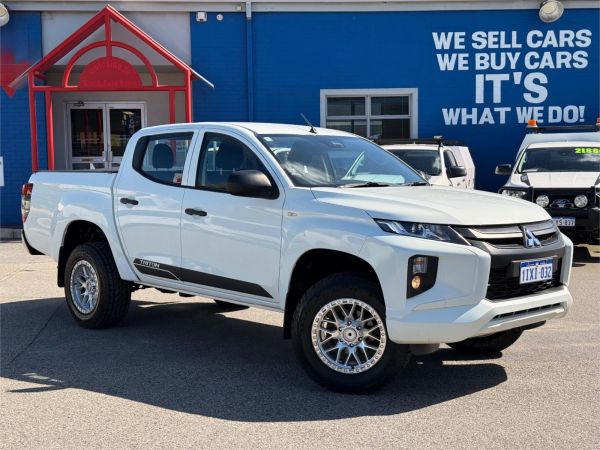 2020 Mitsubishi Triton MR GLX image