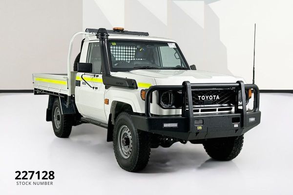 2024 Toyota Landcruiser VDJL79R Workmate image