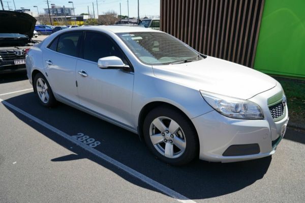 2016 Holden Malibu EM MY15 CD Silver 6 Speed Automatic Sedan image