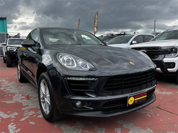 2017 PORSCHE MACAN 4D WAGON 95B MY18 image