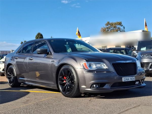 2015 Chrysler 300 Sedan LX MY14 SRT-8 Core Satin Vapour image