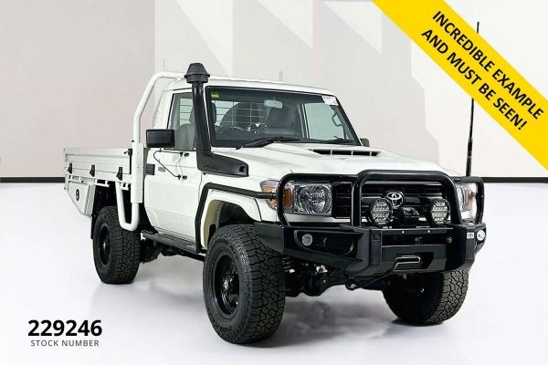 2021 Toyota Landcruiser VDJ79R Workmate image